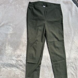 Women’s olive green Chico slacks. Size 3 tall.